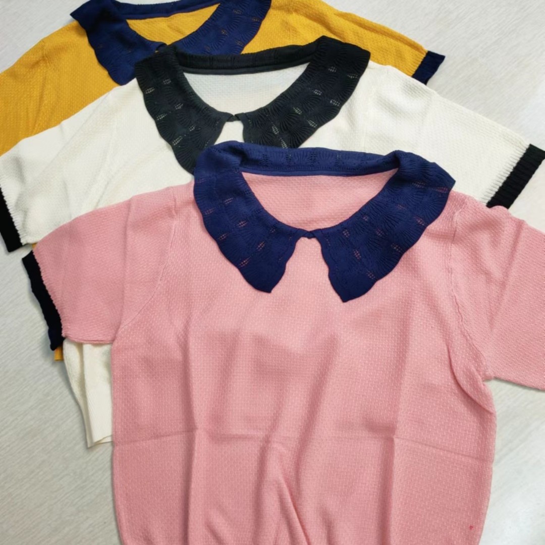 娃娃领拼接打底衫