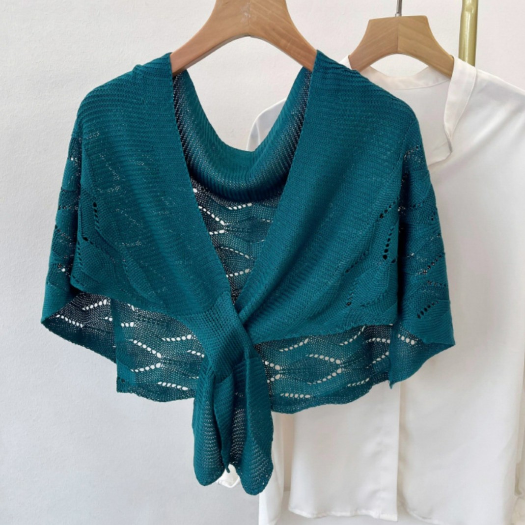 针织鱼尾贵妇披肩护颈护肩围巾搭肩时尚坎肩春夏洋气百搭外搭纯色