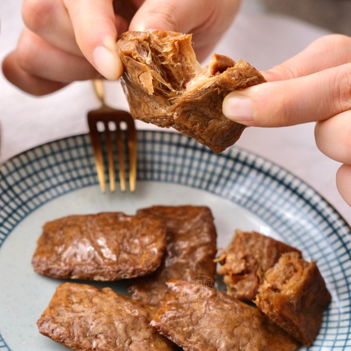 妈妈很忙烤肉豆干  240g 方便小包装零食原味辣味营养食用