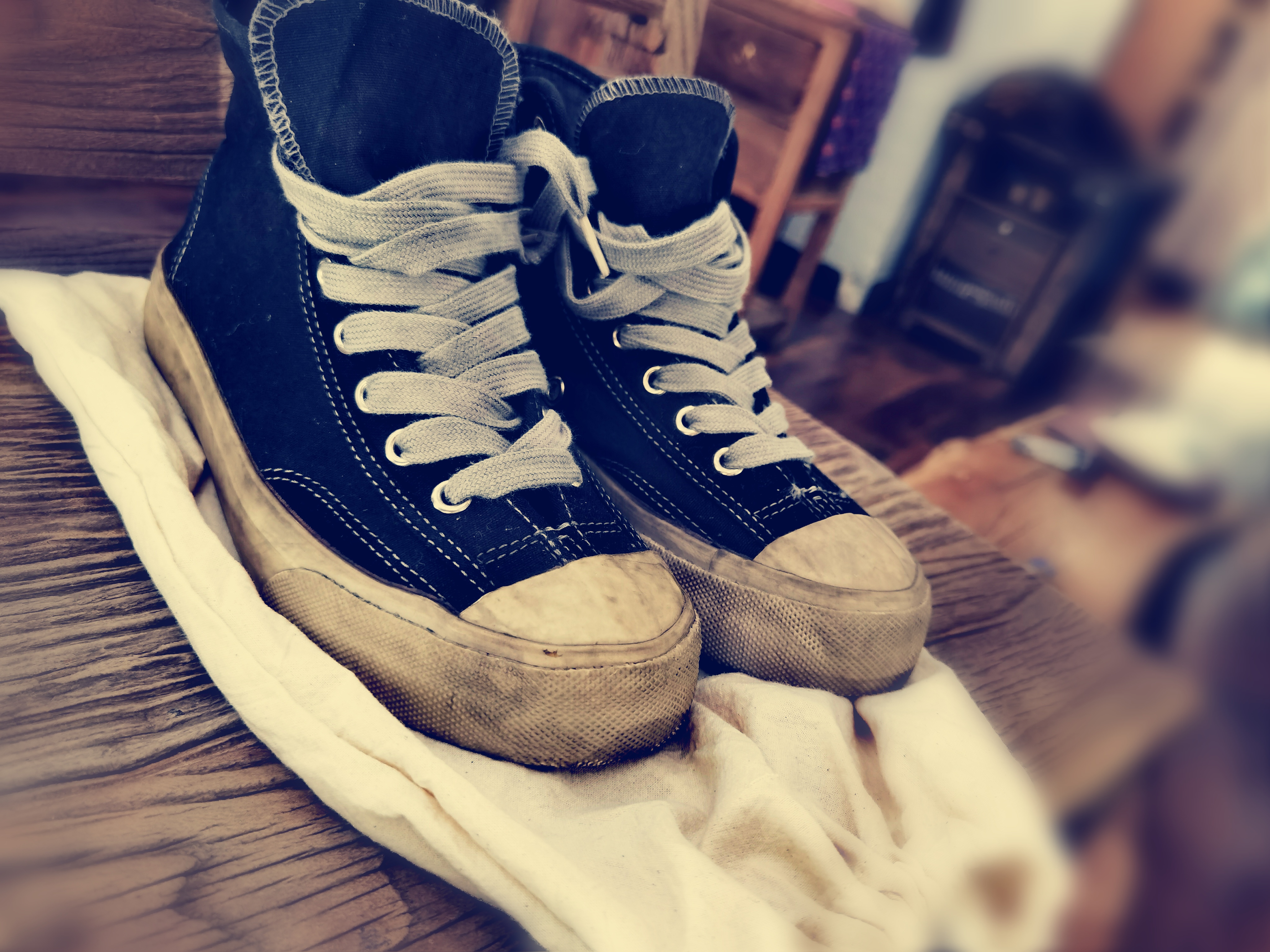 植物染高帮帆布鞋旧黑色（尺码偏小一码）