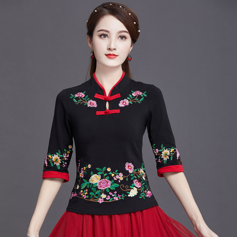 中国风刺绣七分袖上衣2025春夏新款民族风复古文艺绣花中袖打底衫