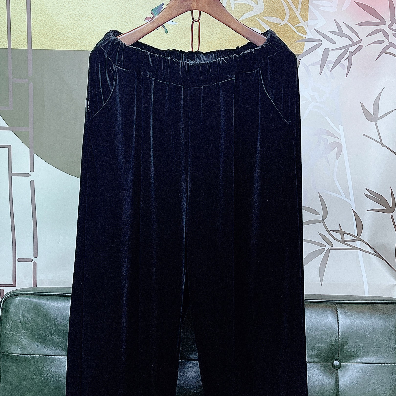 1183弹力丝绒小阔腿裤