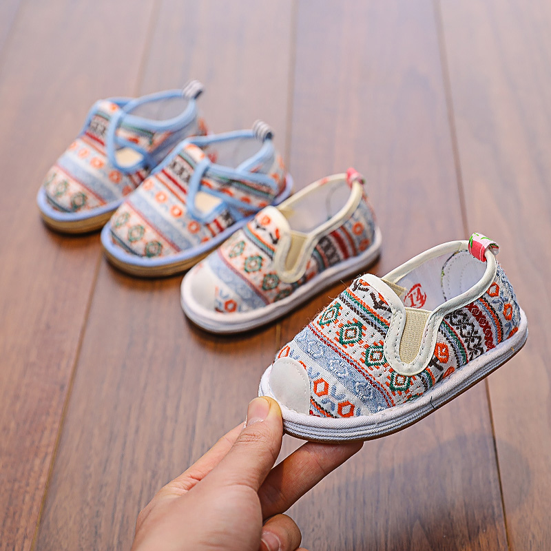 亲子宝宝手工千层底布鞋女3岁软底男学步幼儿中国风透气春秋1092
