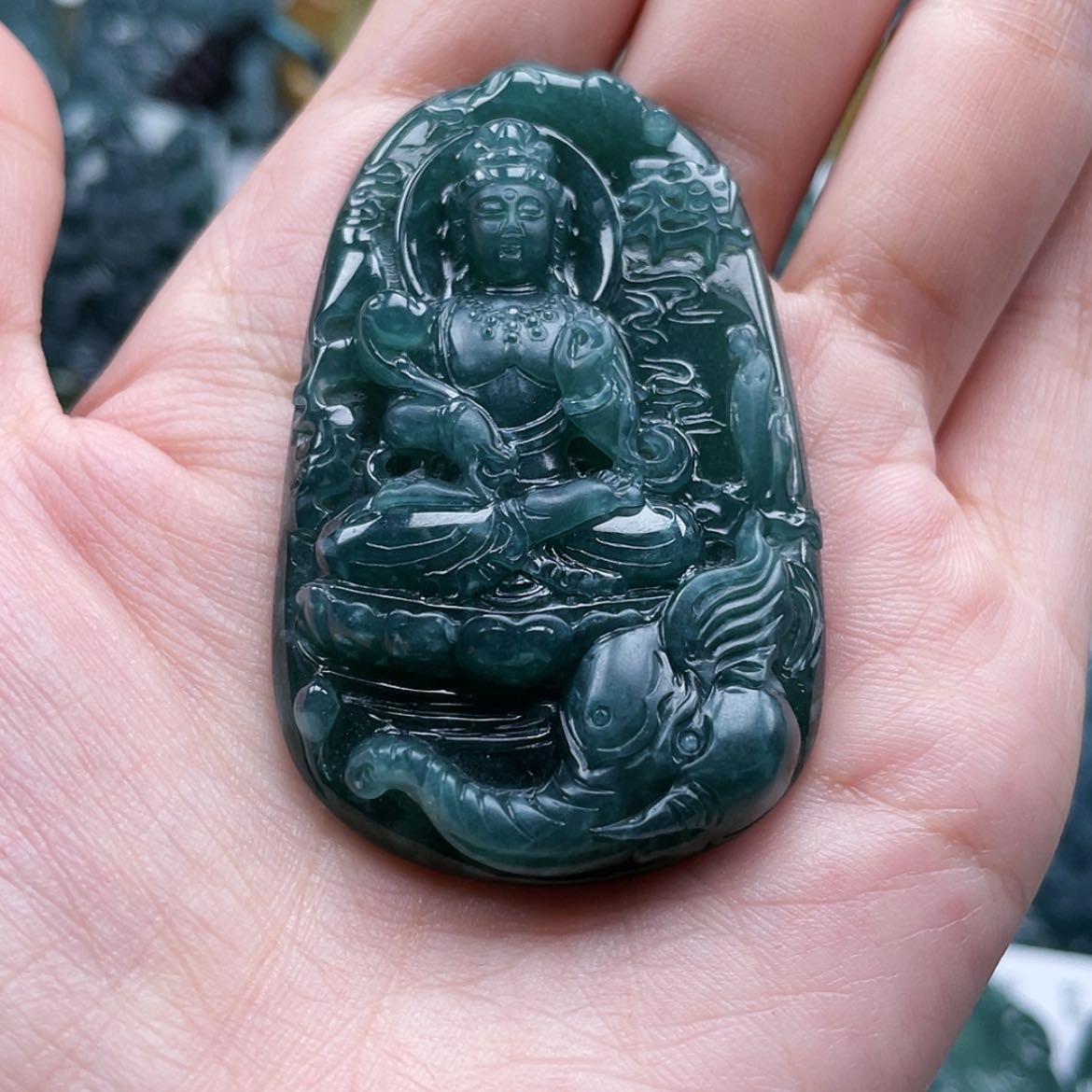 【闪购商品】翡翠颈饰未镶嵌