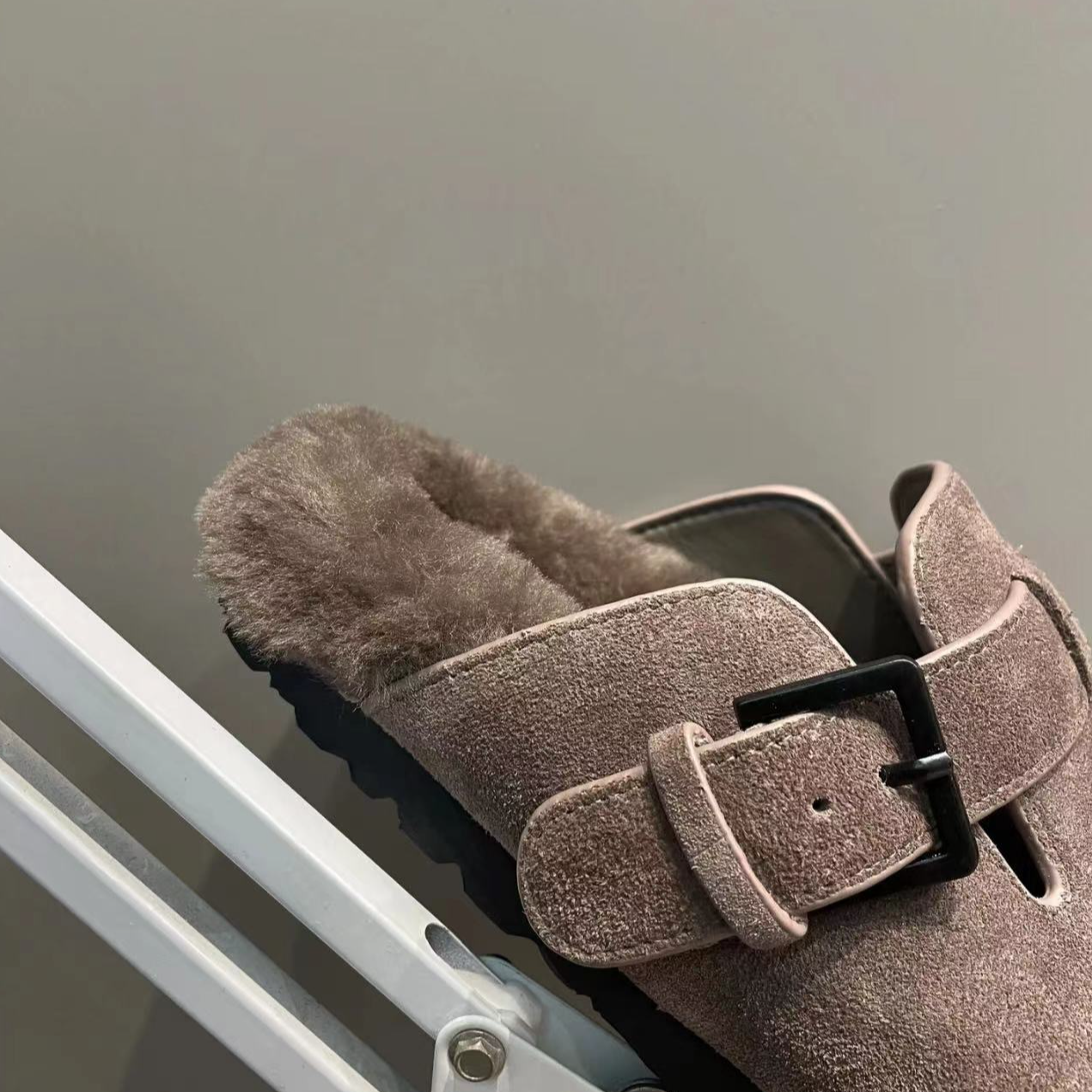 YUANKEYI 高丝光牛绒包脚半拖鞋轻装滑