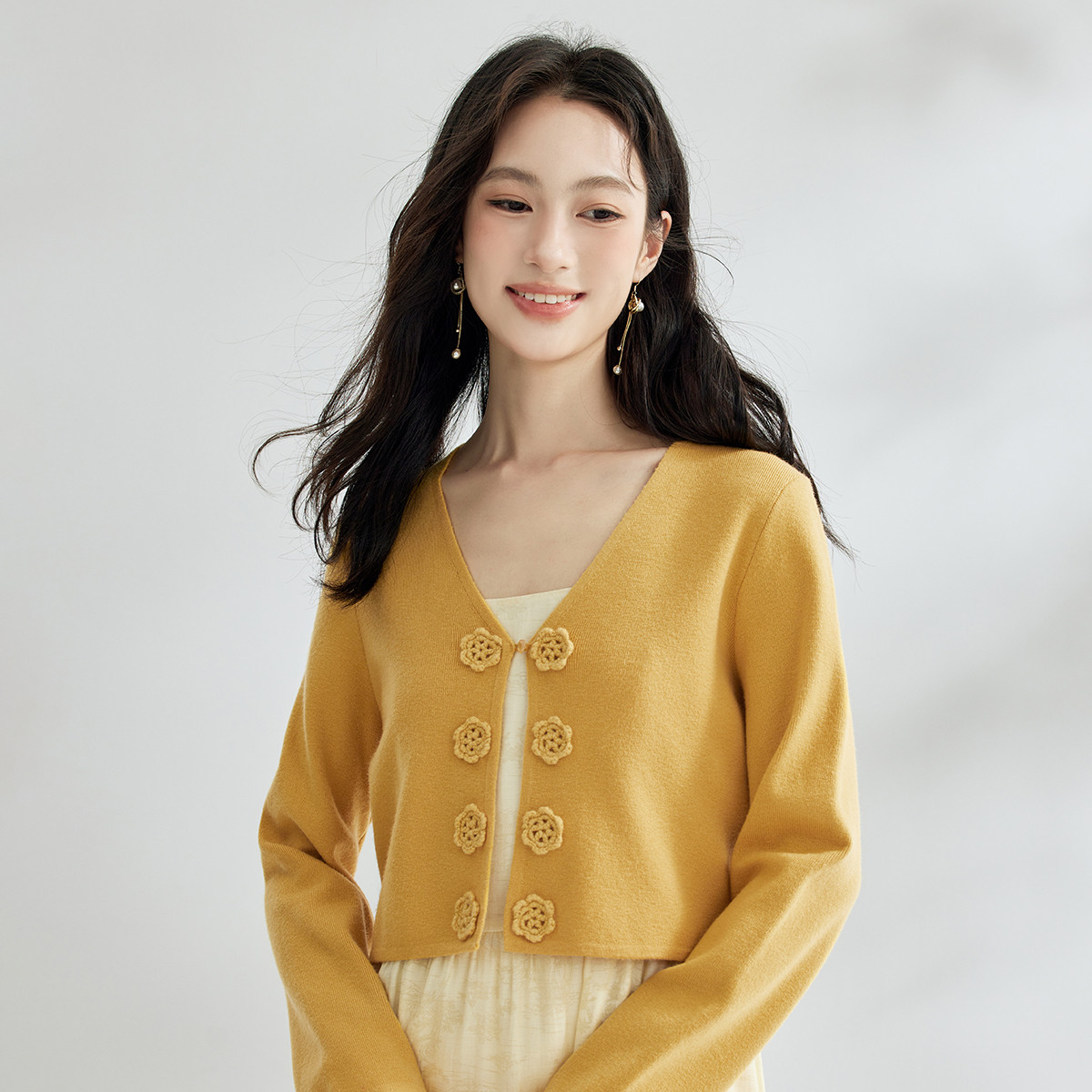 【雅丹风】茵曼2024春秋新款女毛衣针织开衫短款长袖气质V领休闲
