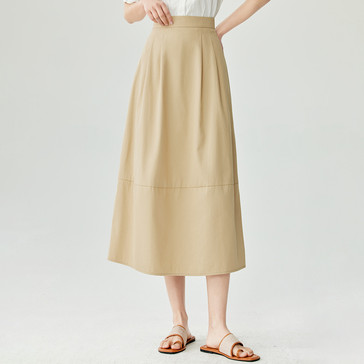 茵曼2024夏季新款女半身裙裙子显瘦休闲高腰中长气质薄款豹纹时尚