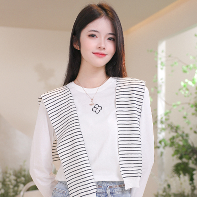 【尤莱特】茵曼2024春秋新款女T恤长袖时尚条纹搭刺绣休闲连帽爆款