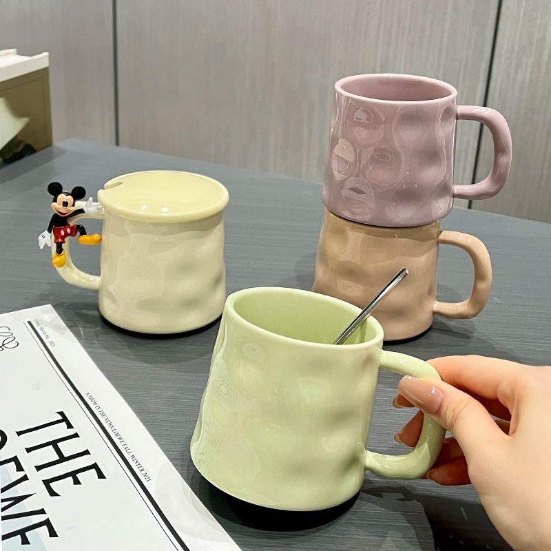 高颜值2024ins新款陶瓷喝水马克杯咖啡杯情侣杯子家用带盖勺礼盒