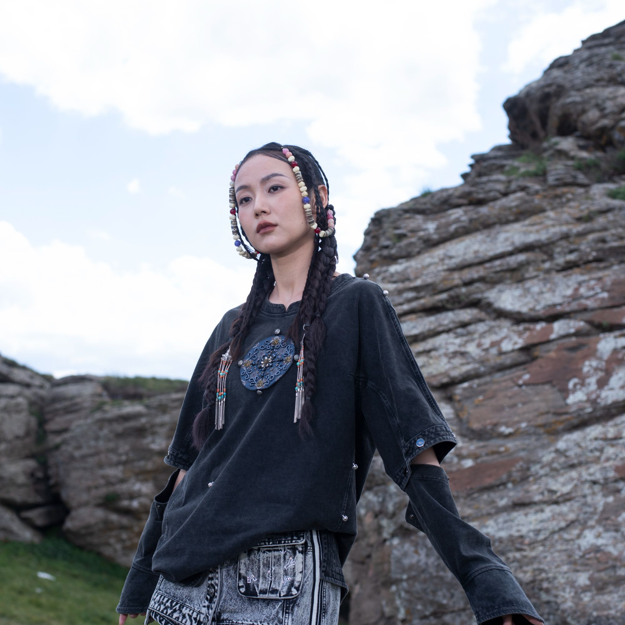 Zayach喀纳斯系列长袖T恤+圆片珠绣