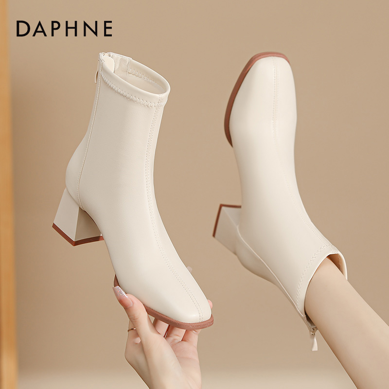 达芙妮粗跟短靴女2025秋冬新款时尚百搭瘦瘦靴高跟方头时装靴加绒