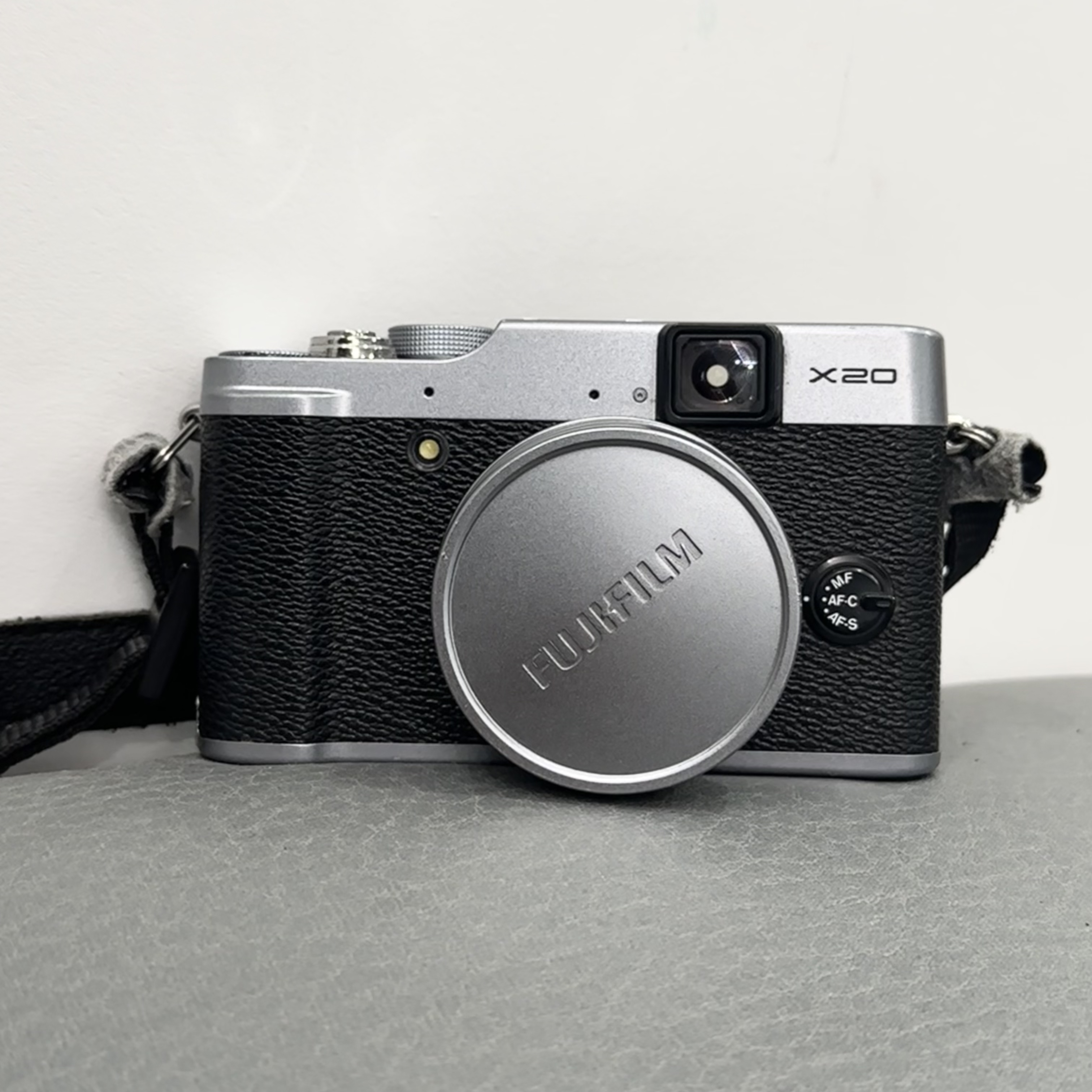 95新 Fujifilm/富士 富士X20 高清复古相机