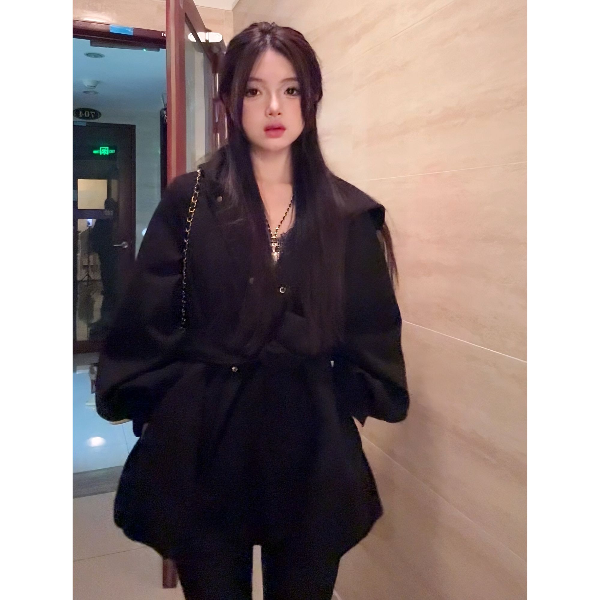 冬季毛呢外套短款女显瘦百搭灯笼袖外套短款女小个子呢子大衣爆款