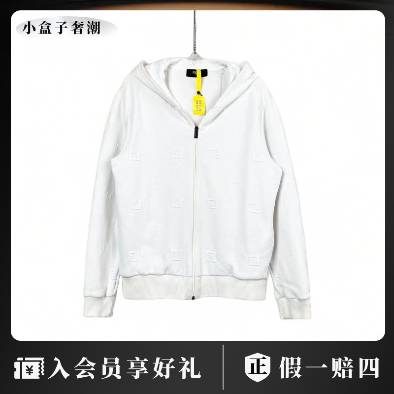 95新 FENDI/芬迪 二一二五九 粘胶纤维 白色刺绣logo外套 m码微瑕