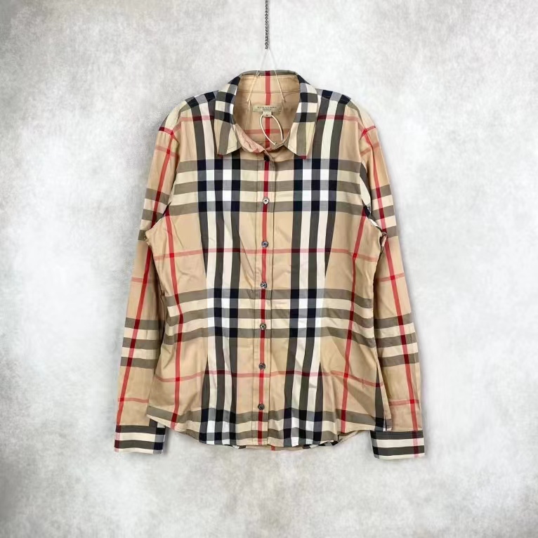 yf661 Burberry 巴宝莉 经典格纹衬衫 m码 公价4500 无配件 95新