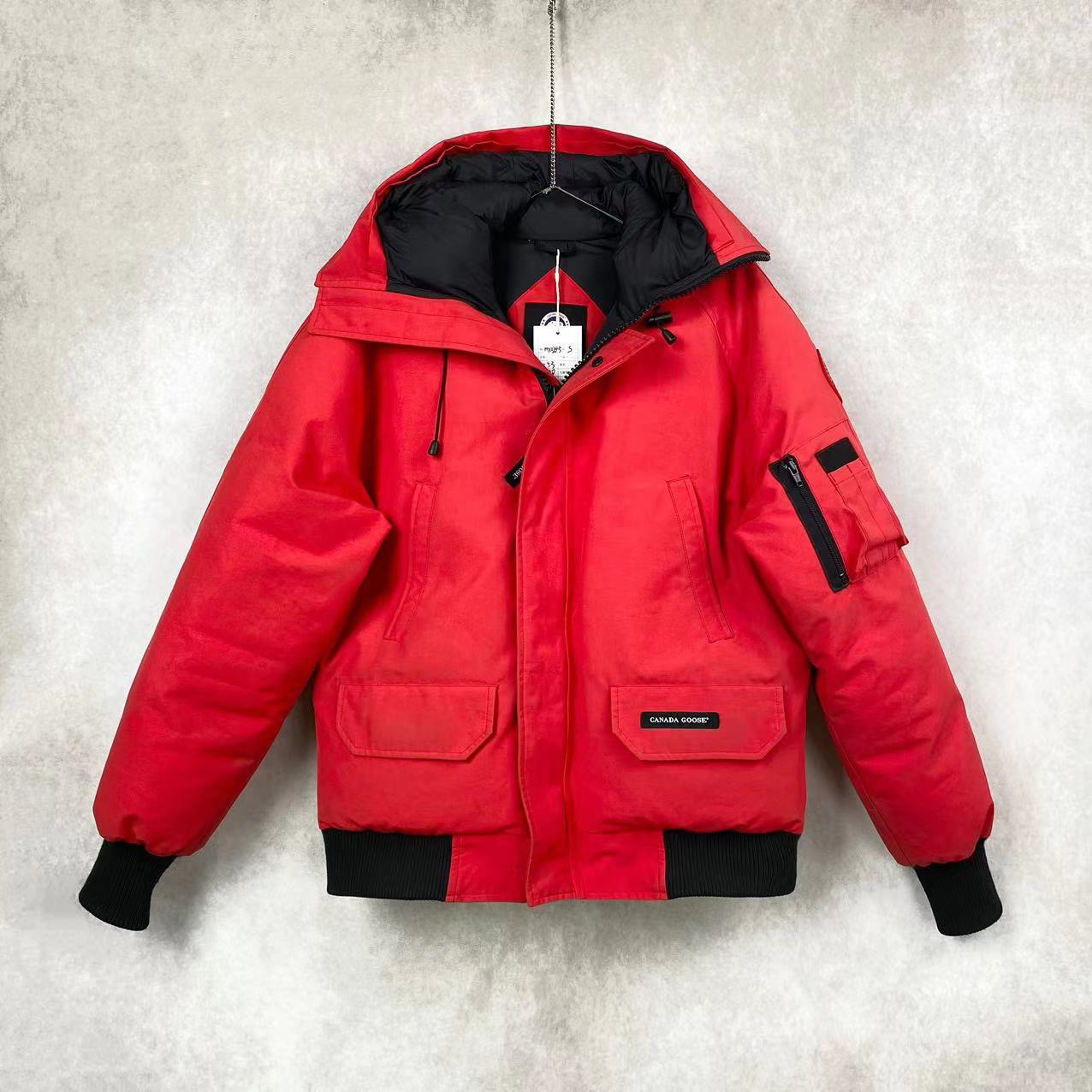 mx0245 Canada goose 加拿大鹅 红色短款羽绒服s码公价10000 95新