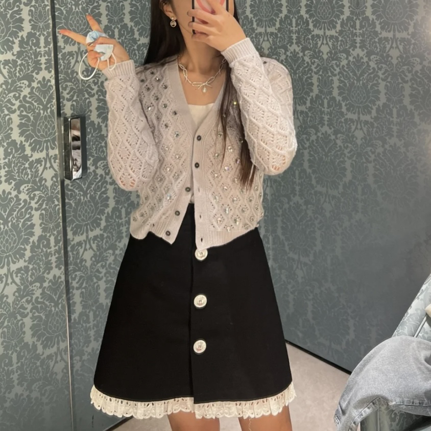 99新 MIU MIU/缪缪  aa0732 灰色水钻镶嵌针织衫 36码