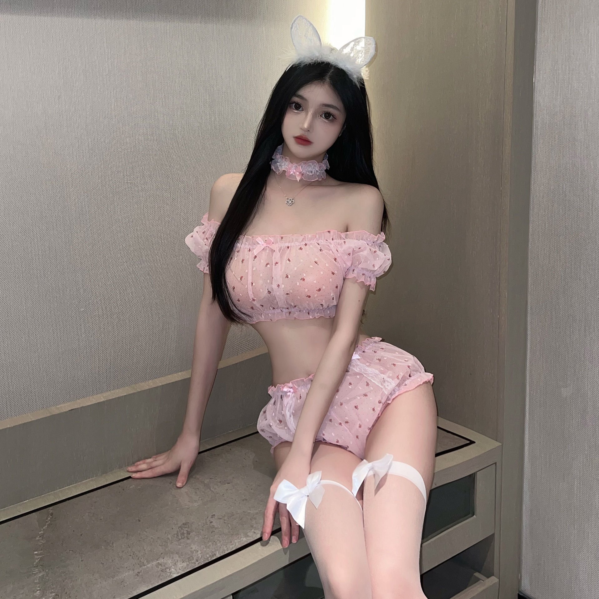 情趣内衣性感战袍透视露肩一字领蕾丝薄纱波点激情纯欲睡衣女套装