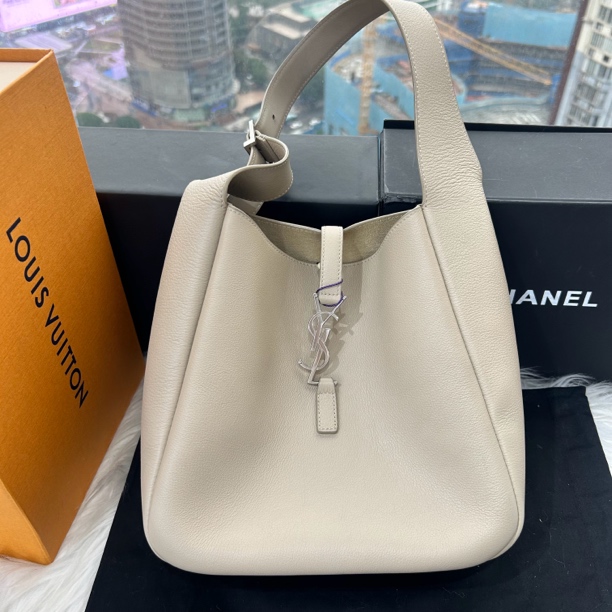 99新 YSL/圣罗兰 奶茶色腋下hobo包