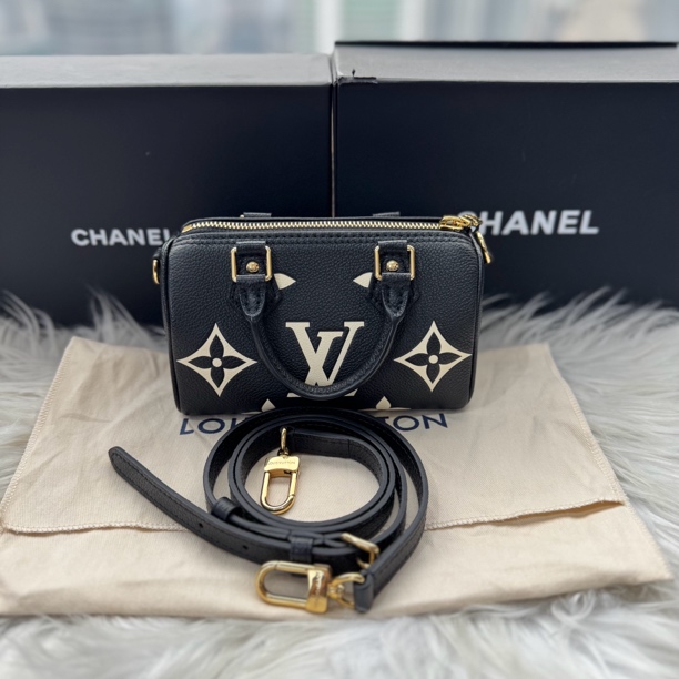 99新 LouisVuitton/路易威登 黑色speedy nano