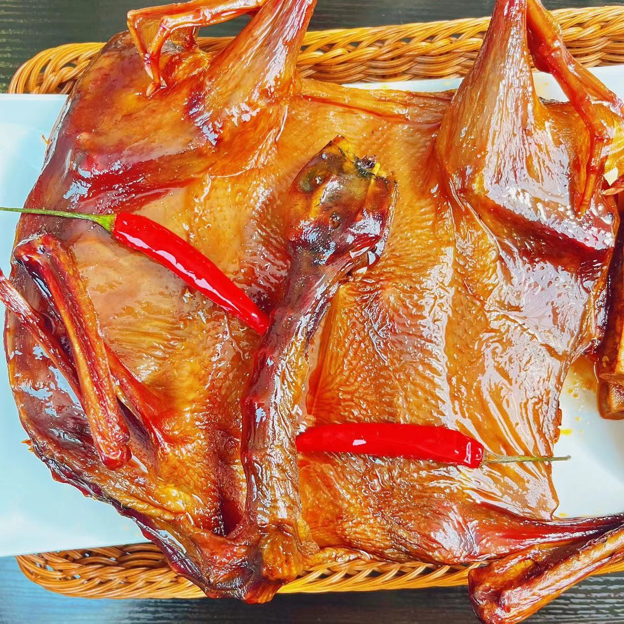 【真空包装】手撕酱板鸭单只320g新鲜香辣鲜香开袋即食新鲜