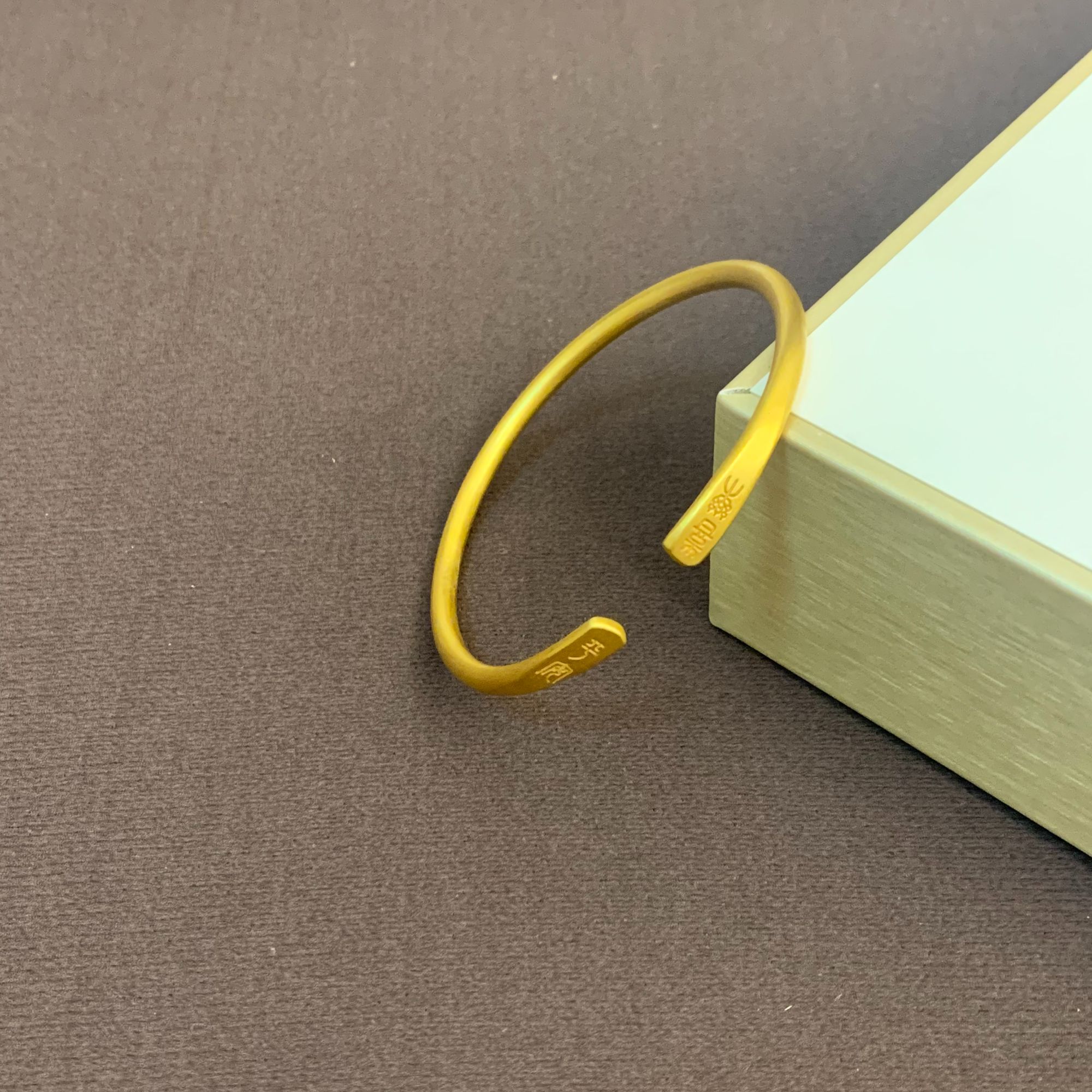 足银手镯 金包999银吉言平安喜乐足银镯子实心古法磨砂活口可调节