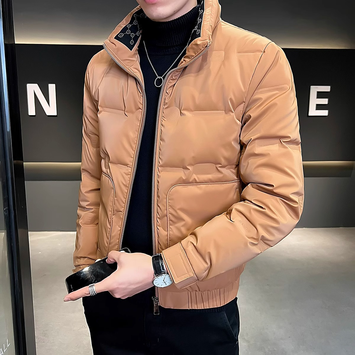 潮牌轻奢高端男士外套男秋冬款男装时尚轻薄加厚保暖男款羽绒服衣