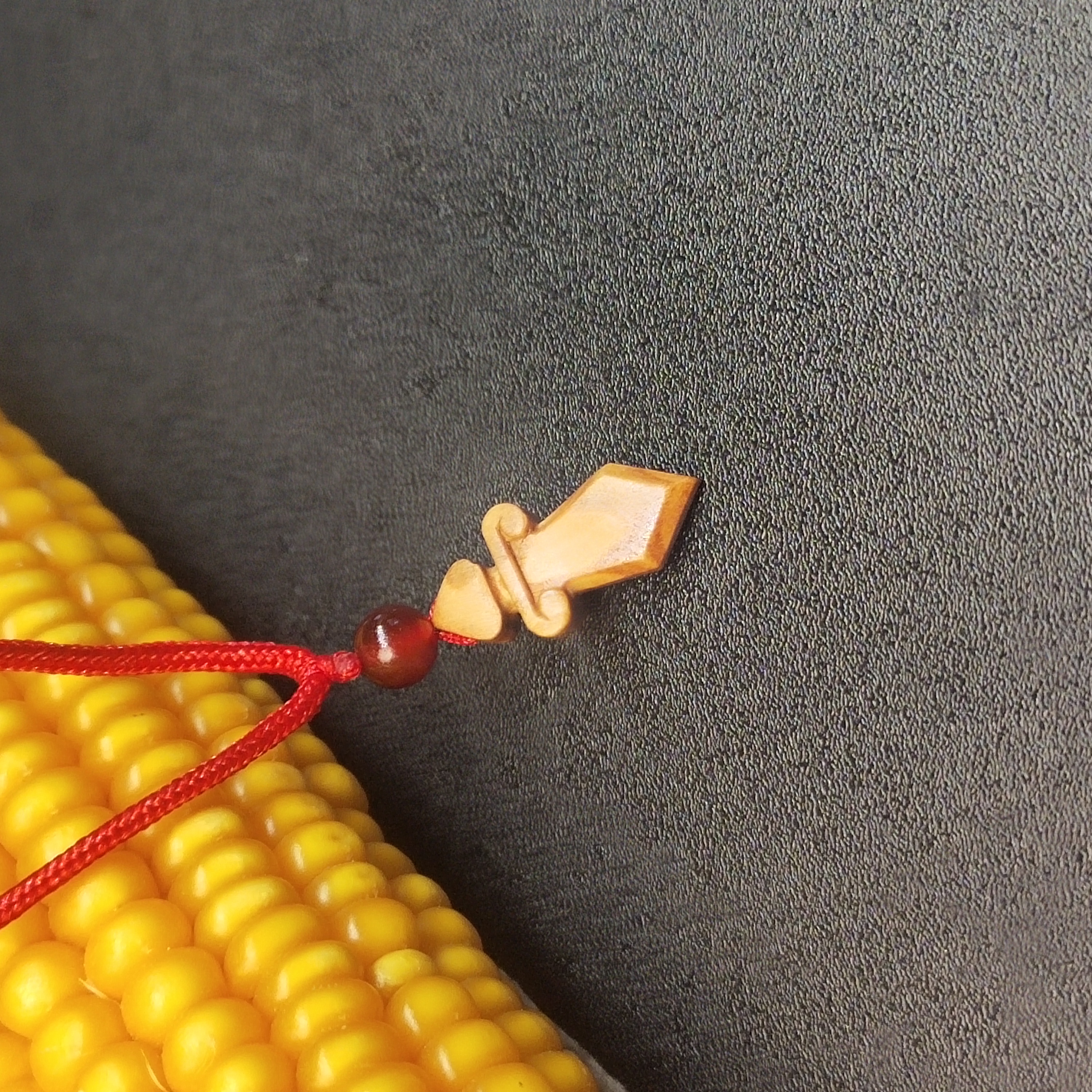 纯手工雕刻桃木剑脖挂汽车挂件桃木斧子吊坠手链桃木刀钥匙扣脚链