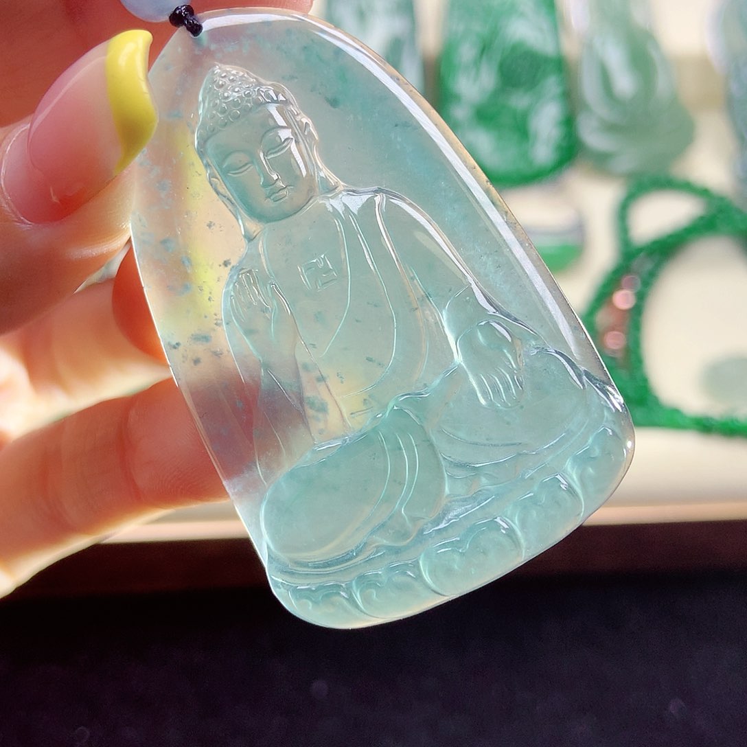【闪购商品】翡翠颈饰未镶嵌天然