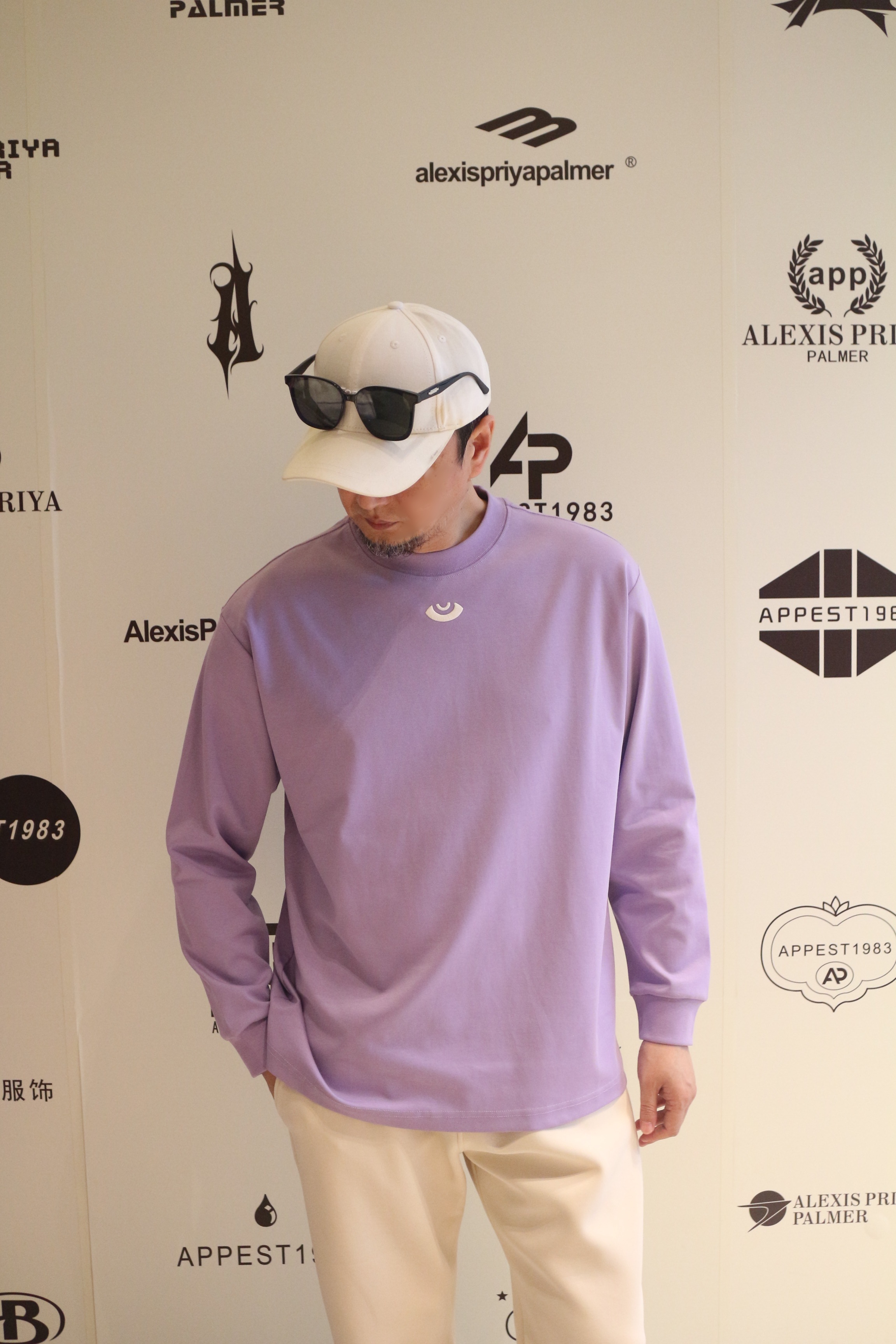 2025秋季新款立体刺绣眼睛圆领潮牌时尚休闲百搭宽松长袖T恤7065