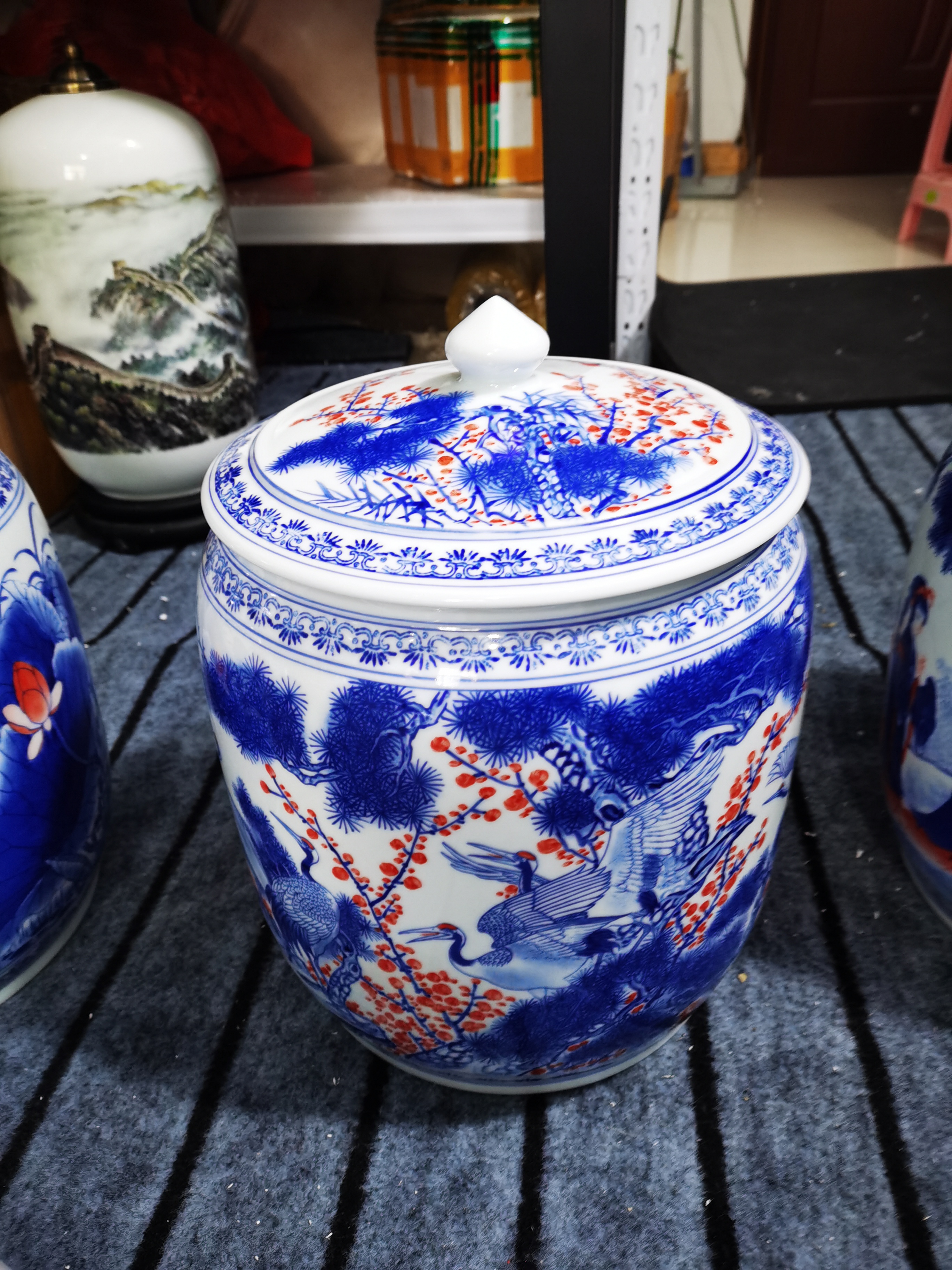 纪念瓷器松鹤延年冬瓜罐带盖景德镇釉中彩双面画储物罐装饰工艺品