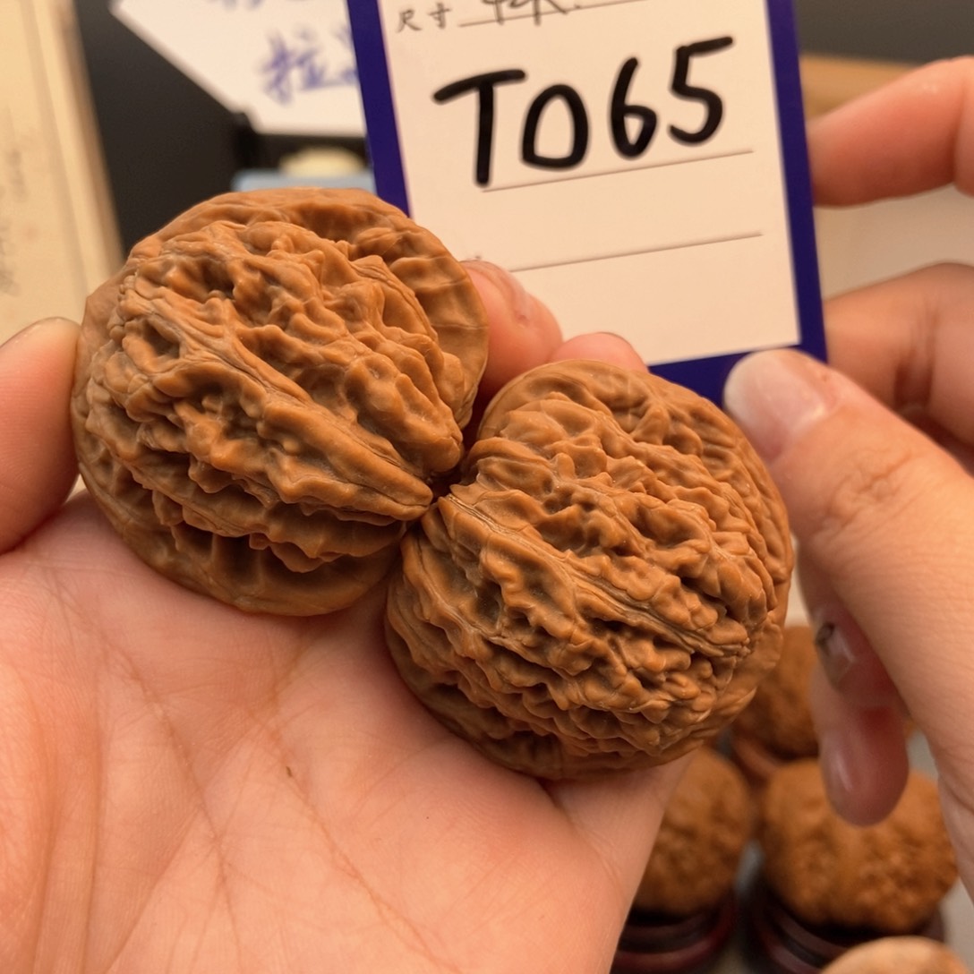 文玩核桃吊坠四座楼