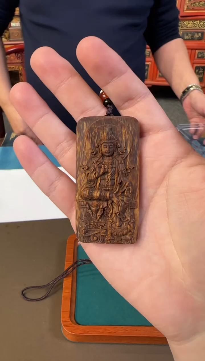 【闪购商品】沉香吊坠R30-01
