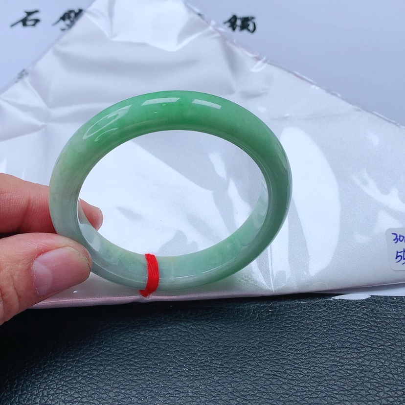 【闪购商品】翡翠手镯未镶嵌