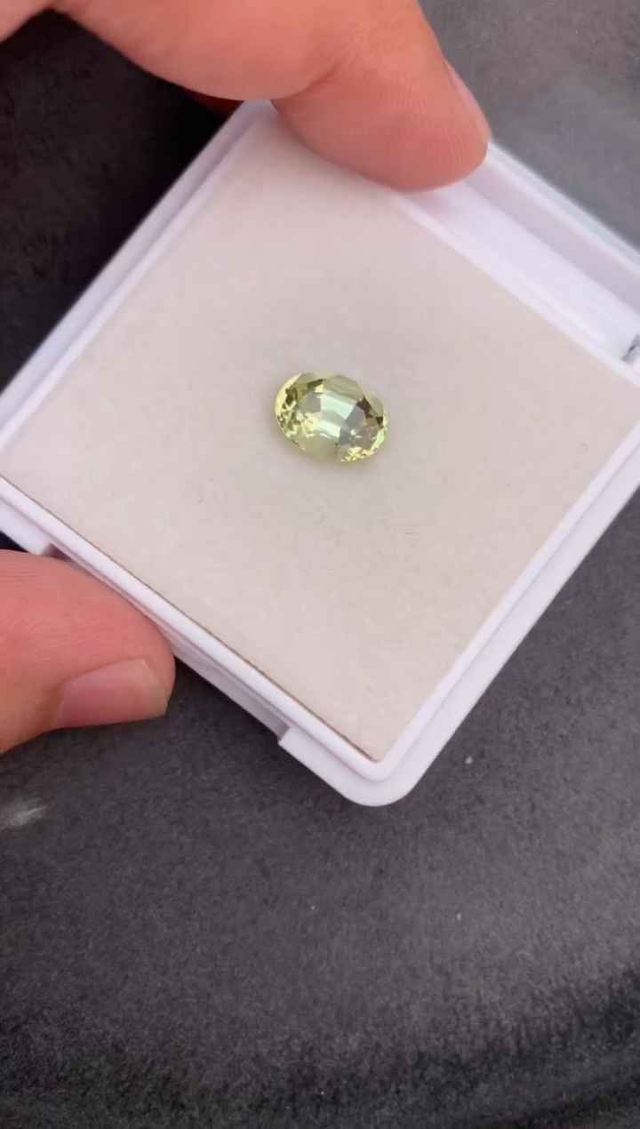 【闪购商品】碧玺裸石未镶嵌3.3ct碧玺