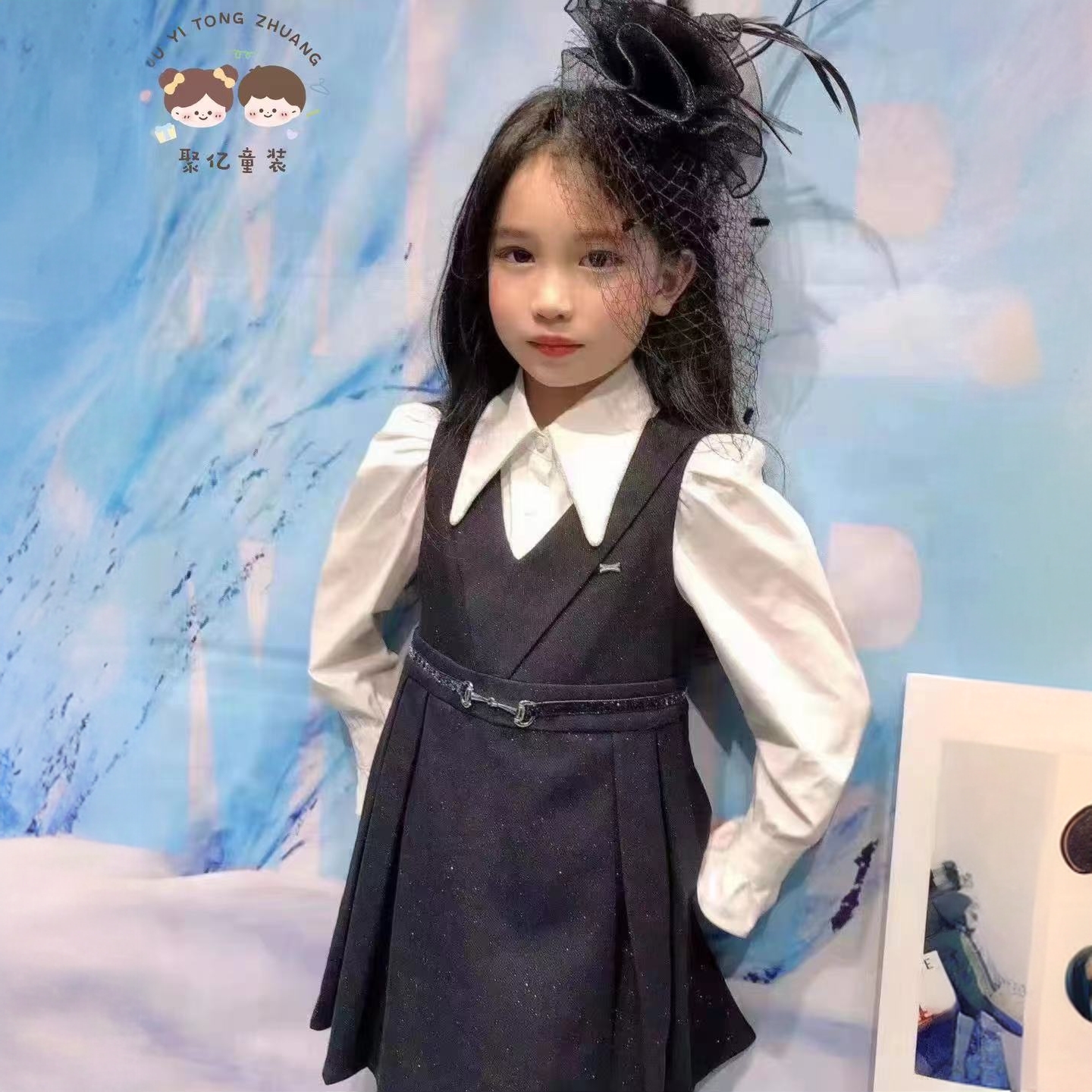 女童深蓝色公主礼服