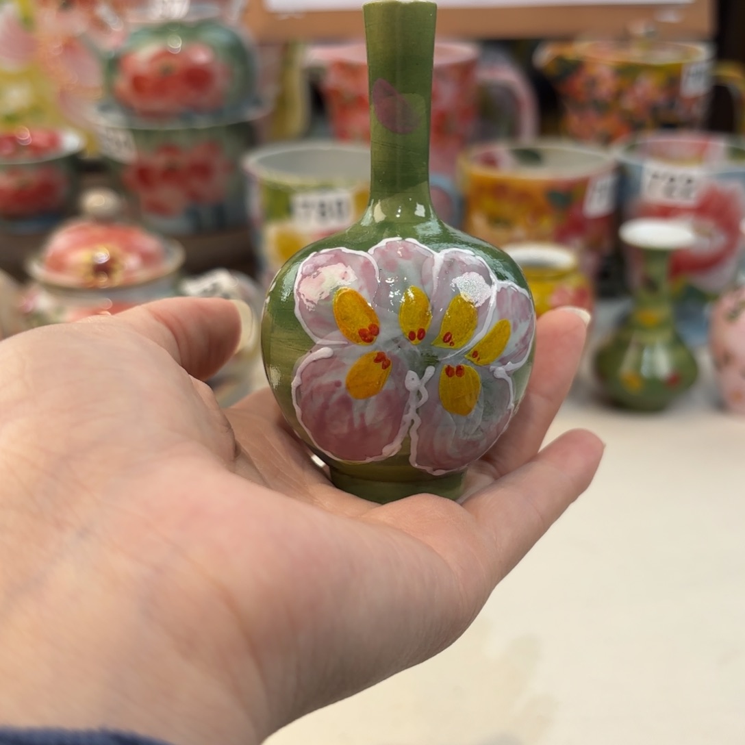 瓷片兔兔盖茨，兔兔
