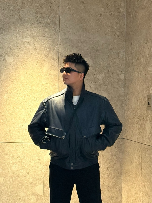 Super charming 港风进口小牛皮 蓝色款皮衣