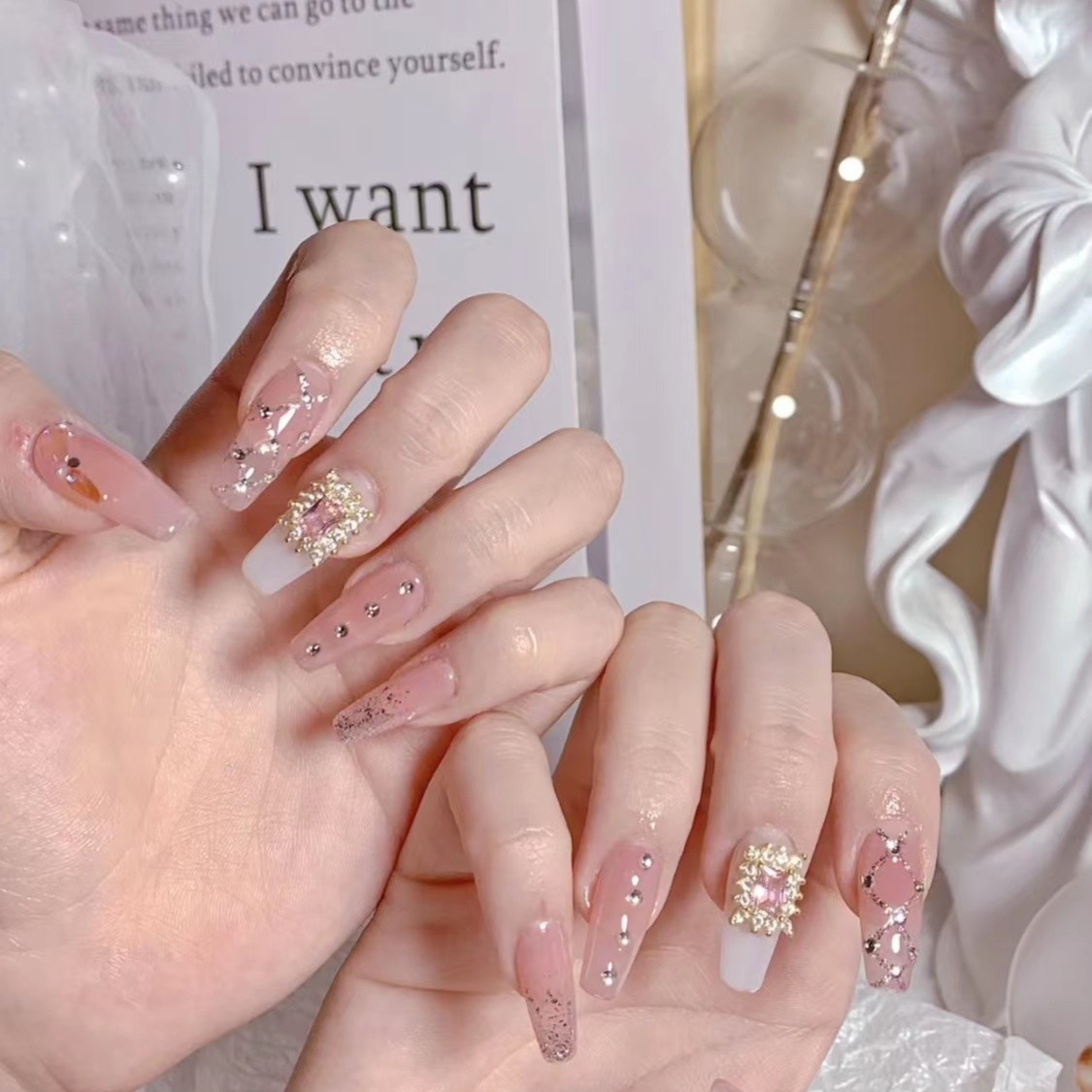 七七美甲饰品651-700号轻奢气质蝴蝶结网红指甲钻饰【520礼物】