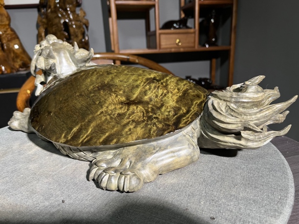 阴沉金丝楠木～龙龟