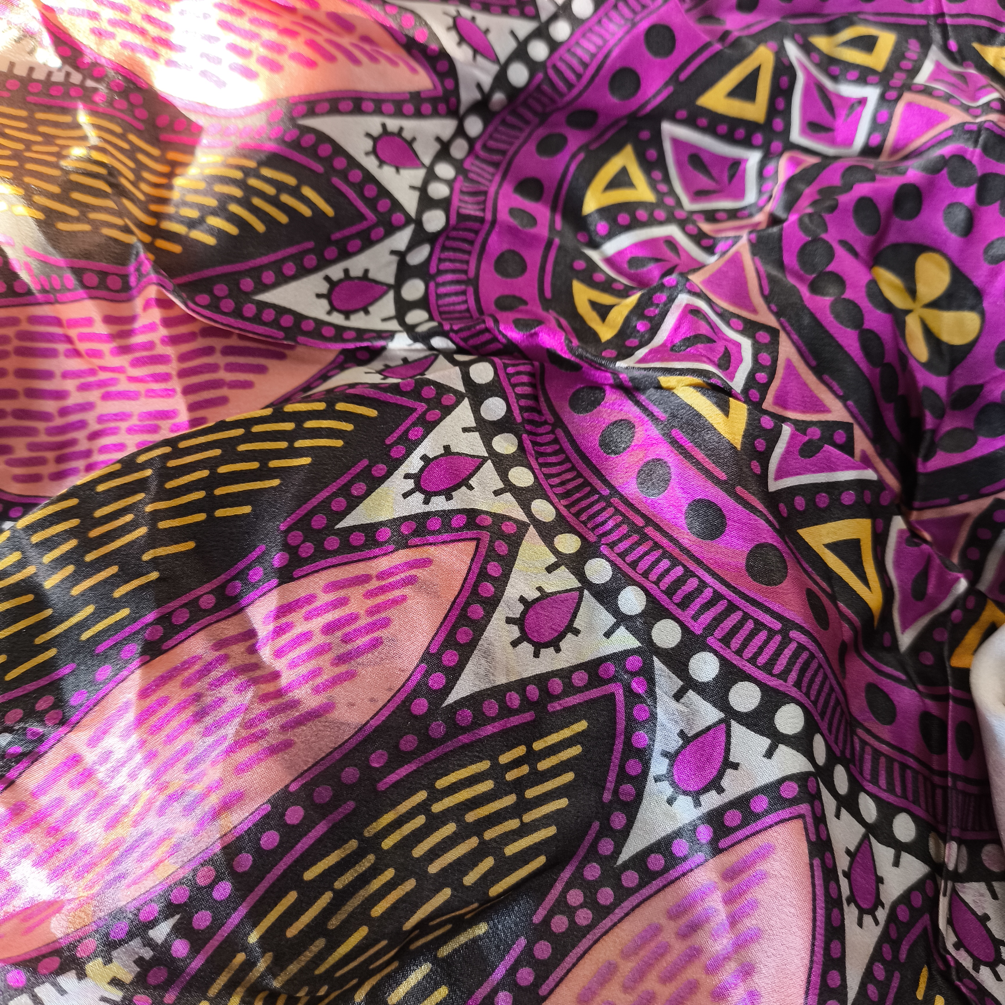 丝绸面料桑蚕丝材质面料碎步整布拼接绫罗绸缎西丽纱洋纺提花丝毛