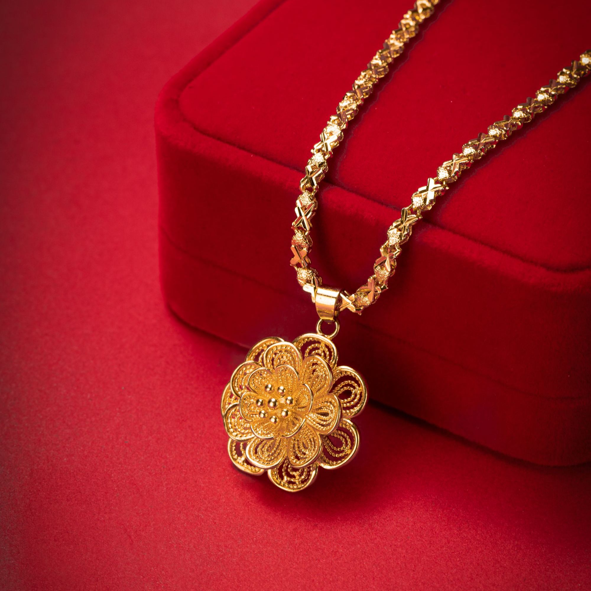 钨金项链 G【苗.金专柜正品】磁.百.草.金色女士传统项链