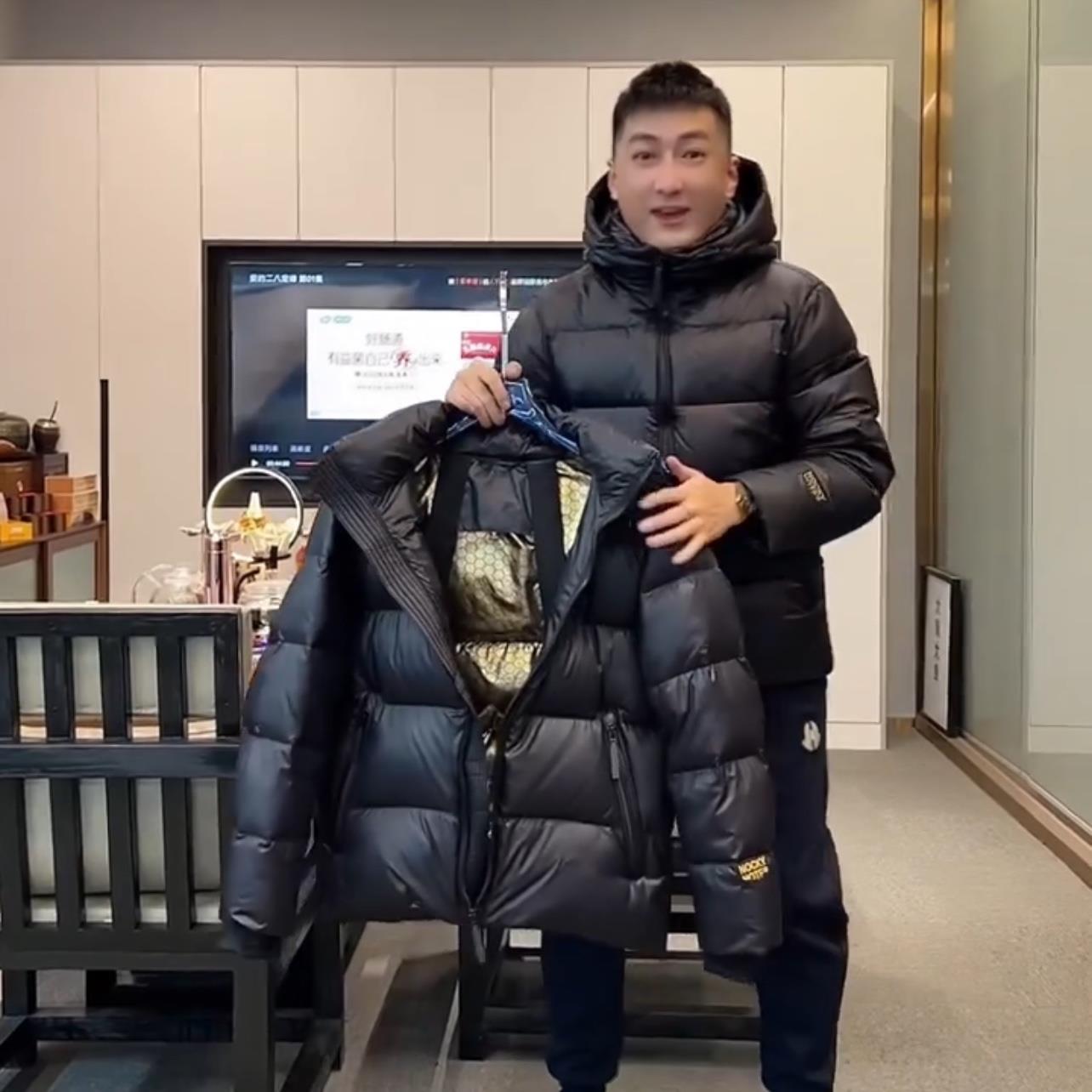 波司澄冬季男90白鸭绒黑金羽绒服青年纯色加厚上衣连帽户外保暖抗