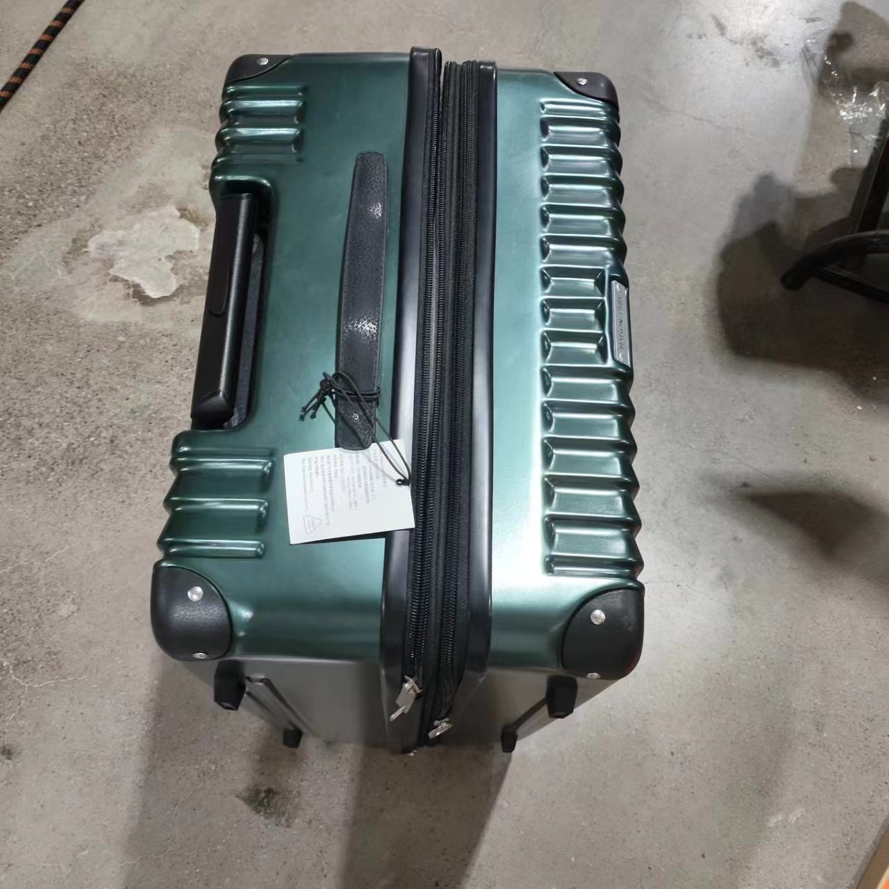 509001GN-24寸拉杆箱绿色