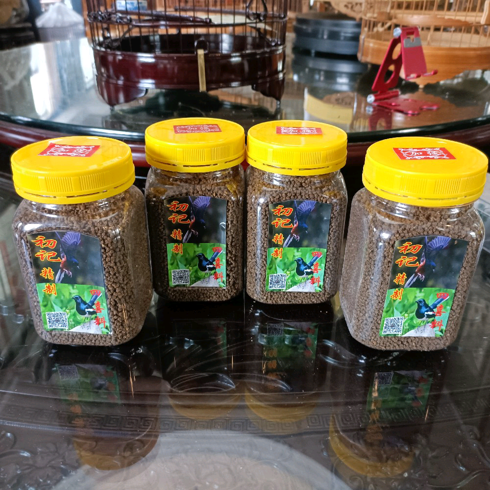 初记精制四喜加强饲料长尾，花千鸣，醉鸟都适用配方全面营养丰富
