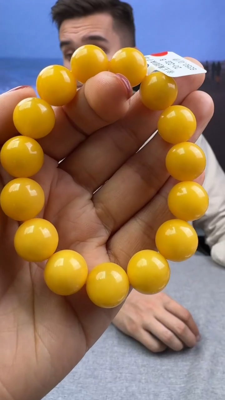 【闪购商品】琥珀手串未镶嵌702