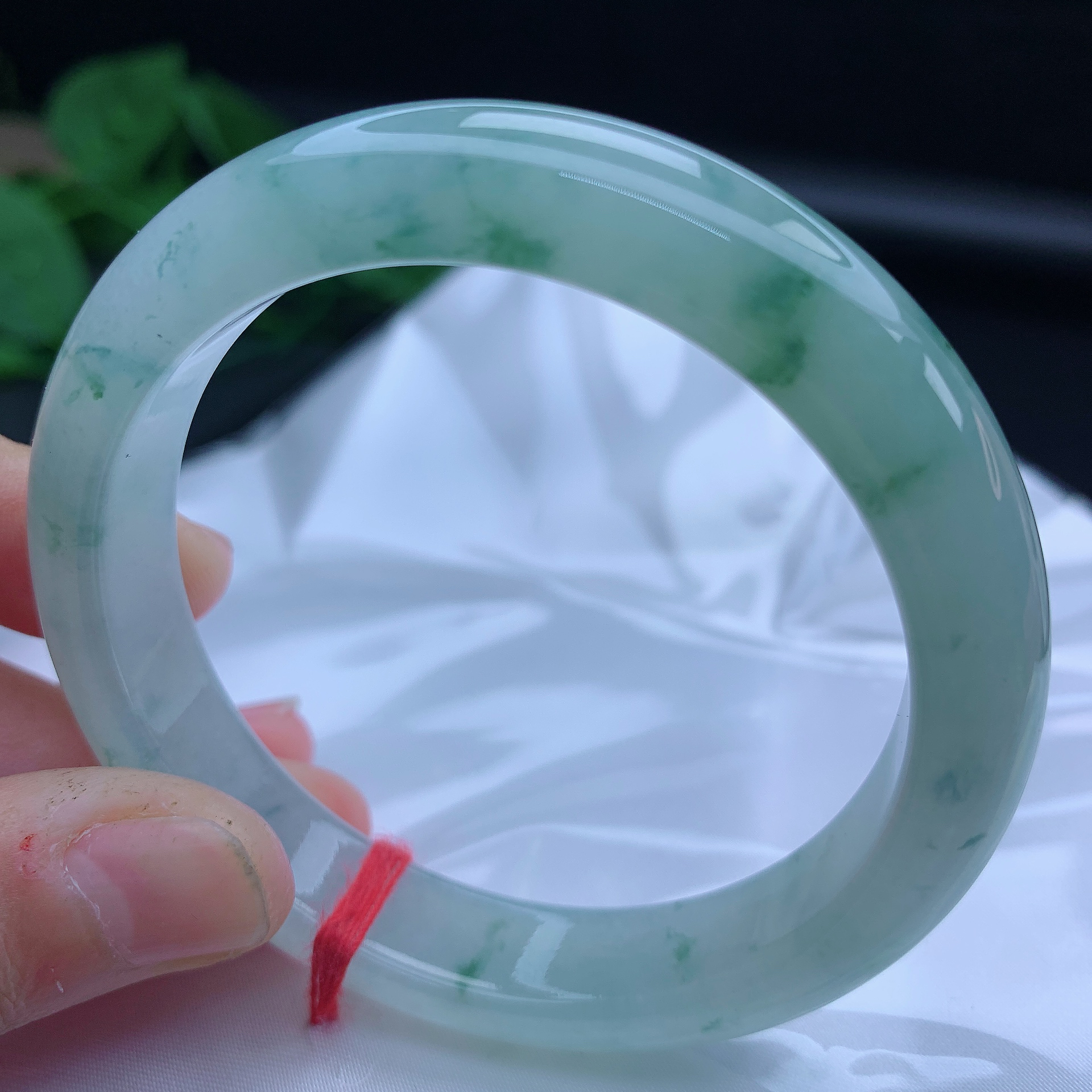 内径56.3mm缅甸天然翡翠A货冰种飘花正圈手镯时尚百搭玉镯