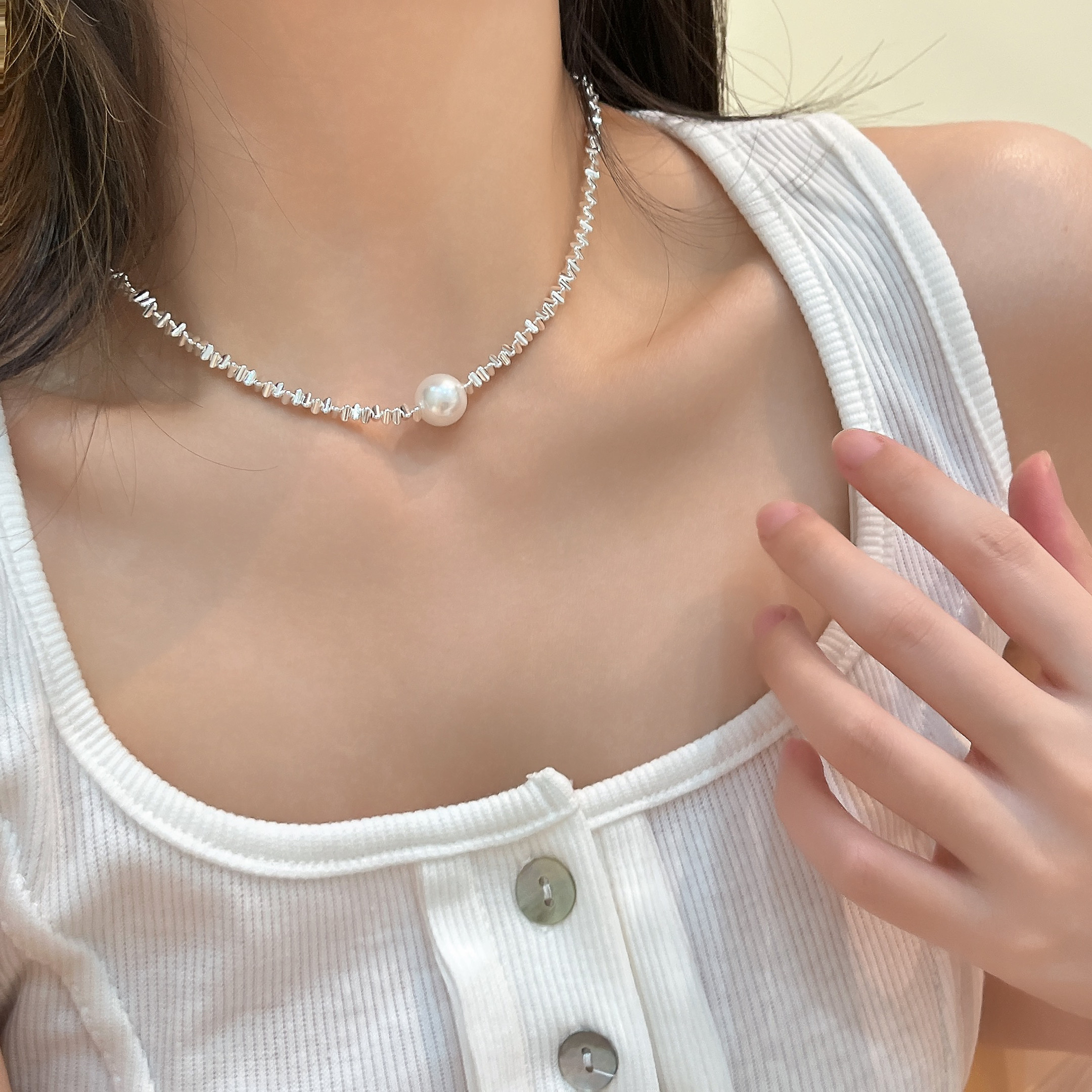 铜合金项链 轻奢小众碎银子项链女高级设计感小众时尚通勤锁骨链