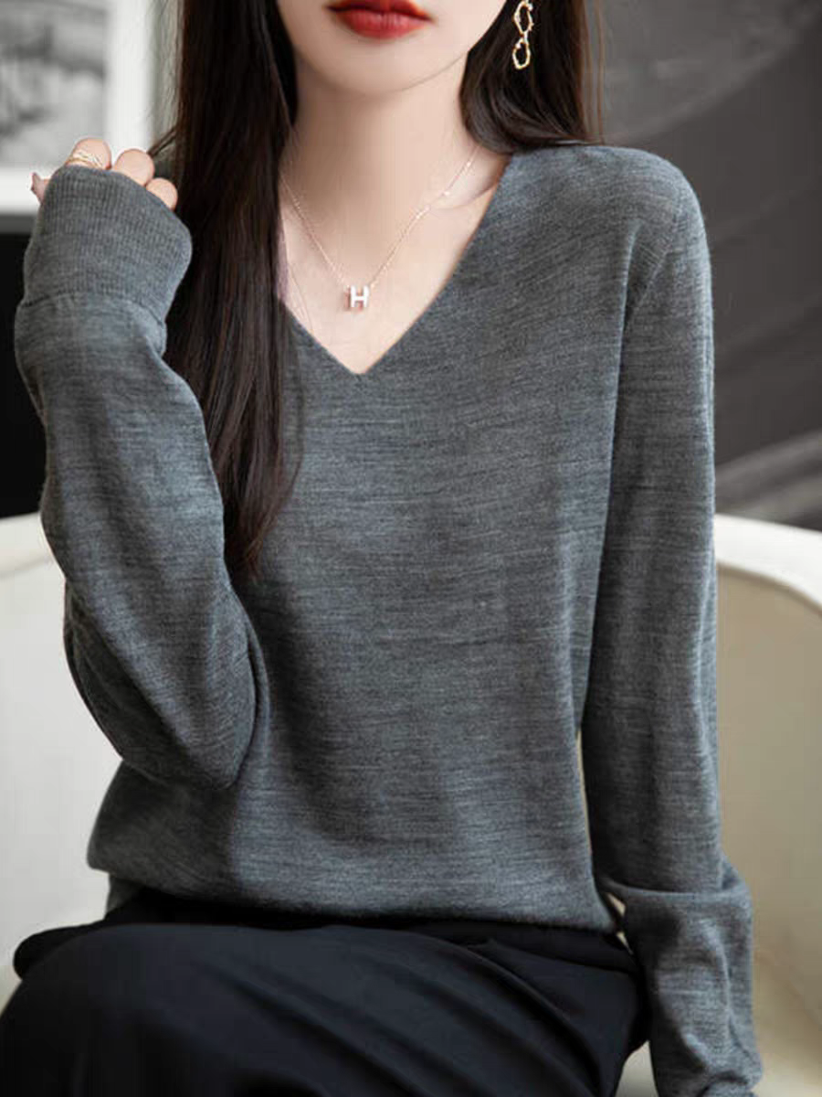 精纺V领100羊毛衫女薄款2024秋冬宽松纯色简约内搭上衣打底针织衫