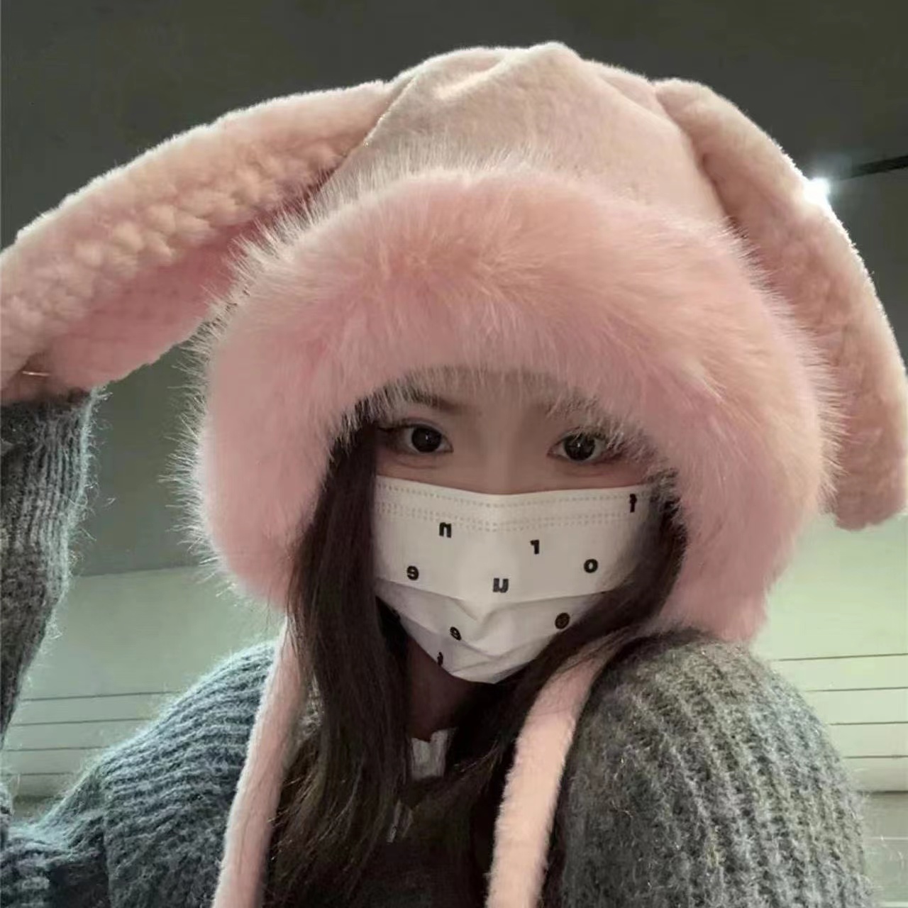冬季毛绒保暖护耳包头帽显脸小加厚防寒棉帽可爱甜美兔兔套头帽子
